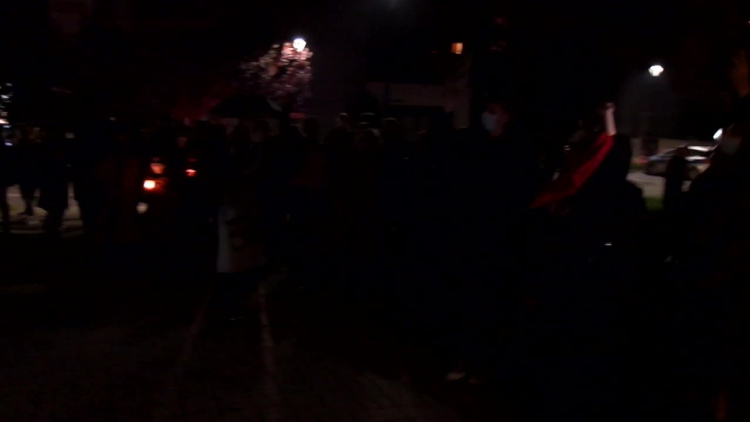 kto_nie_skacze_ten_za_pis-em_hanba_convert-video-onlinecom.mp4