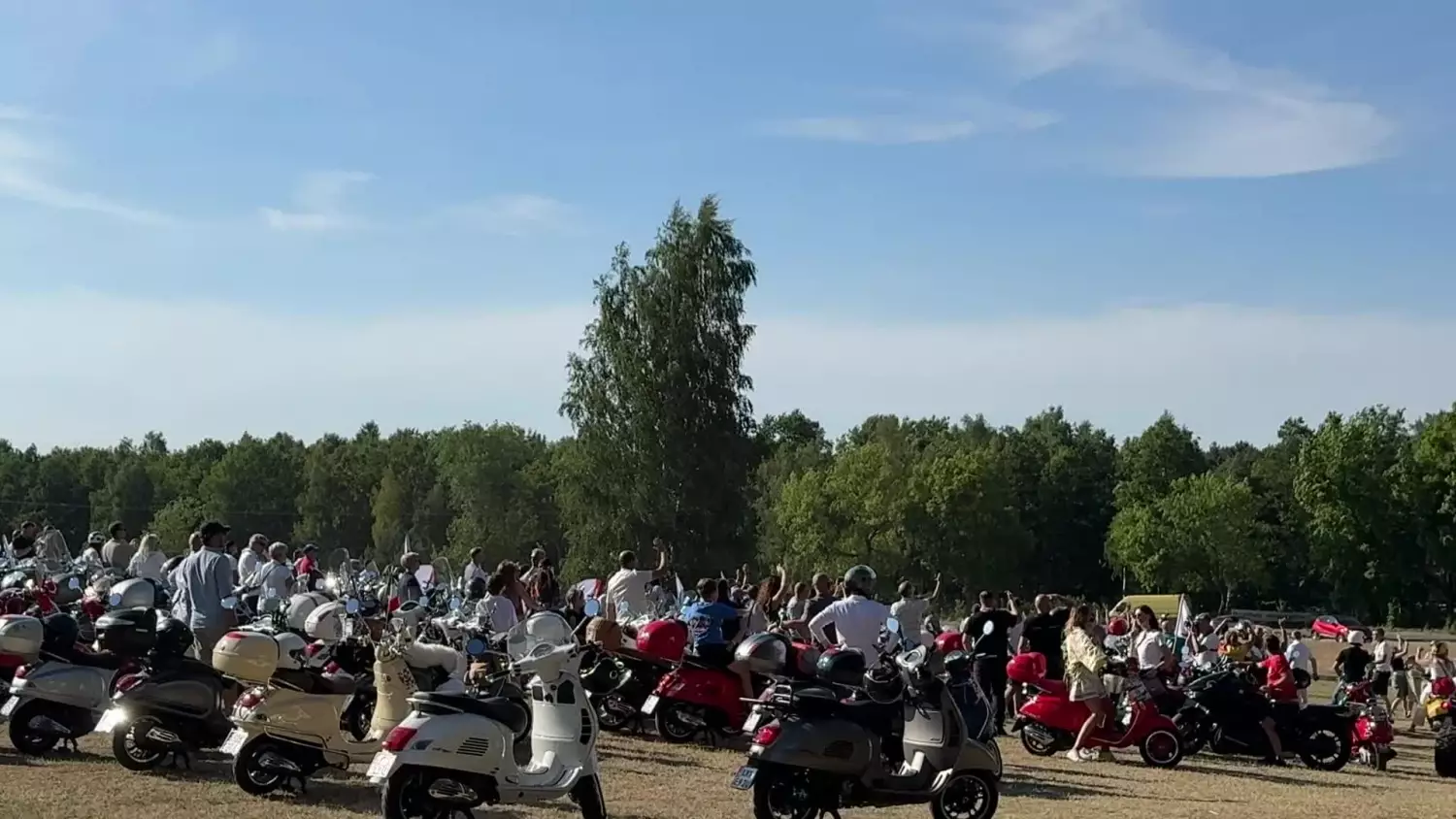 vespanialy-zlot-lipiec-2025-smiglowiec.mp4