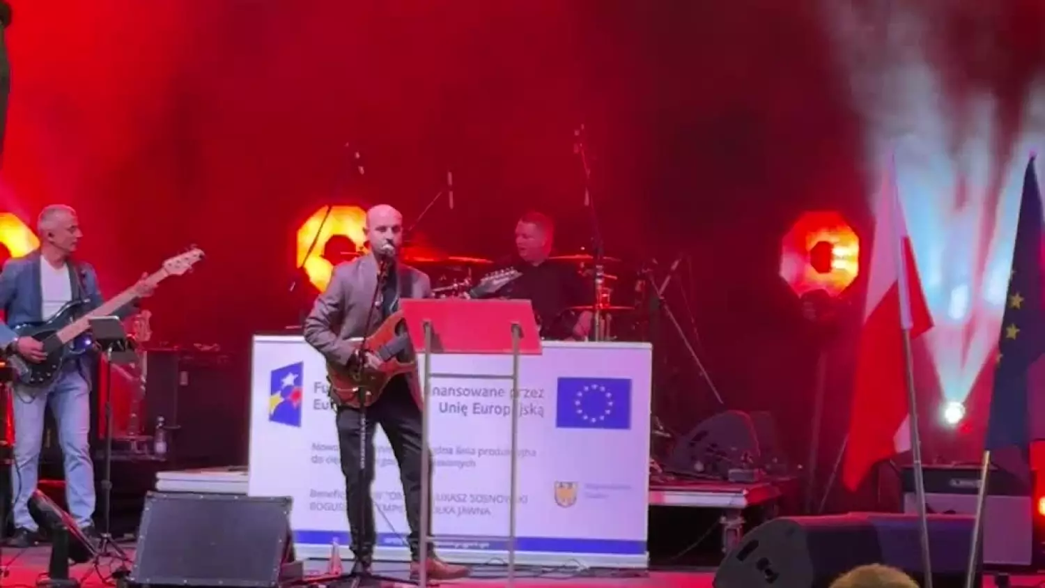 jurajska-szkola-rocka-zawiercie-koncert-w-firmie-omega-31-01-2026-8.mp4