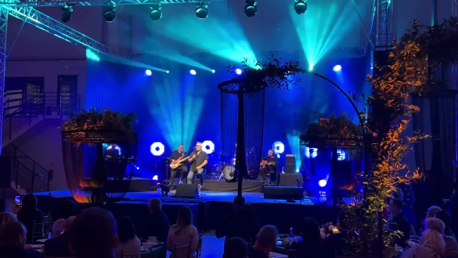 krzysztof-cugowski-i-zespol-mistrzow-koncert-w-firmie-omega-31-01-2026.mp4