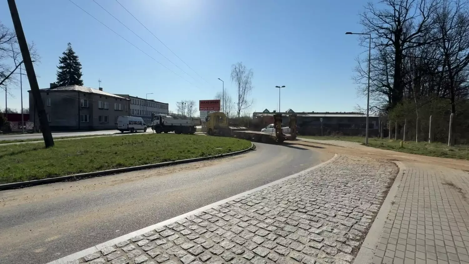 kierowca-rozladunek-ciagnika-juz-wyjechal.mp4